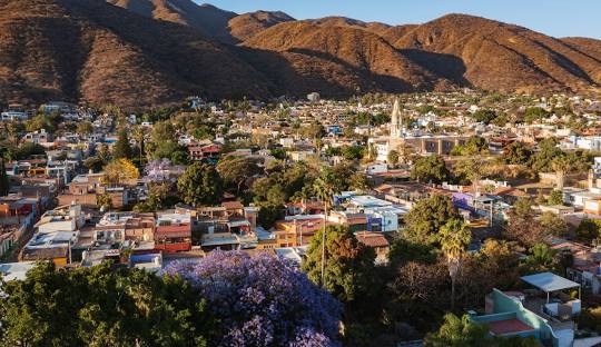 Malecón de Ajijic junto al Lago de Chapala